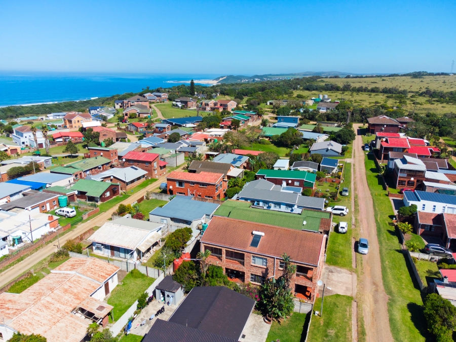 5 Bedroom Property for Sale in Seavale Eastern Cape